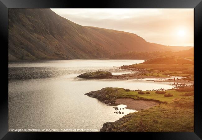 Beautiful sunset landscape image of Wast Water and mountains in Lkae District in Autumn in England Framed Print by Matthew Gibson