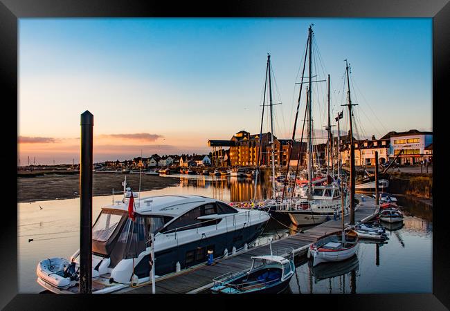 Wells Harbour Sunrise Framed Print by Simon Wilkinson