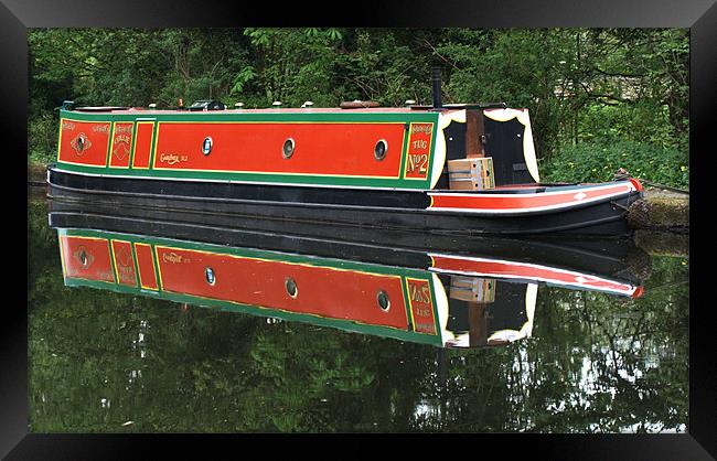 Narrow boat Framed Print by Chris Day