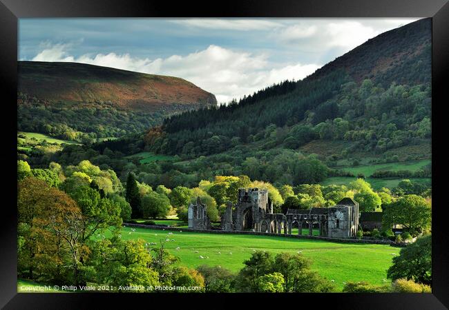 Llanthony Priory as Autumn Arrives. Framed Print by Philip Veale