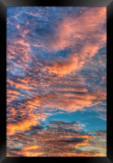 Magnificent orange cloud coastal sunrise view. Aus Framed Print by Geoff Childs