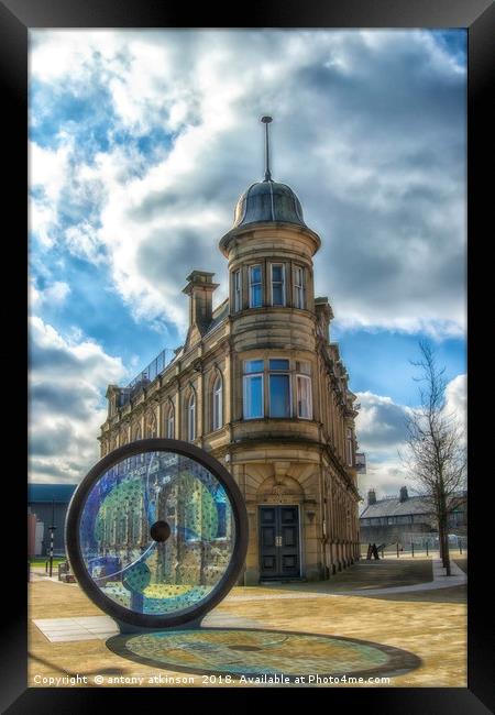 Sunderlands Londonderry  Framed Print by Antony Atkinson