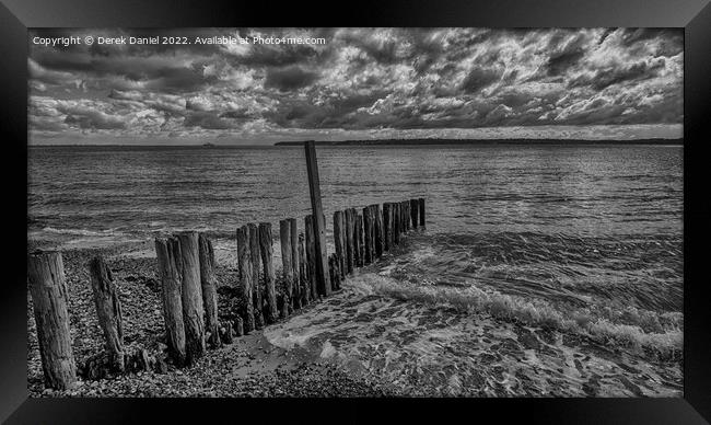 Lepe Beach, Beaulieu, Hampshire (mono) Framed Print by Derek Daniel