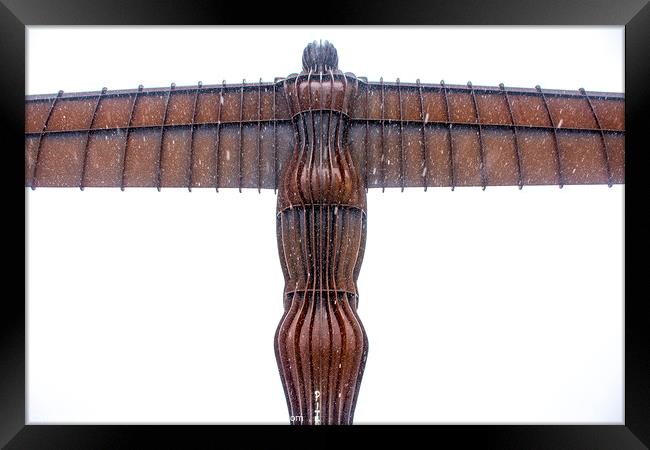 Angel of the north Framed Print by david siggens