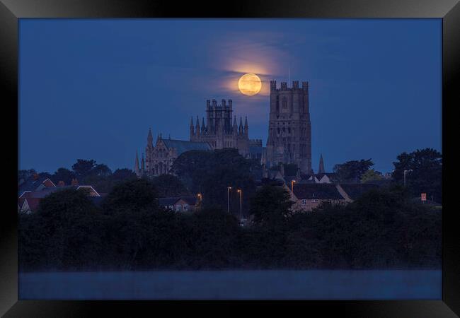 Harvest Moon setting over Ely Cathedral, 21st September 2021 Framed Print by Andrew Sharpe
