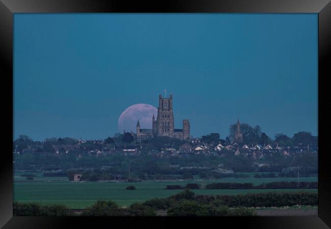 Full moon rising behind Ely Cathedral, 16th April 2022 Framed Print by Andrew Sharpe