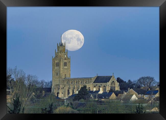 "Snow Moon" setting over St Andrew's, Sutton Framed Print by Andrew Sharpe
