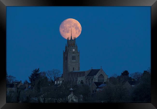 Moonset behind St Andrew's Church, Sutton-in-the-Isle, Cambridge Framed Print by Andrew Sharpe