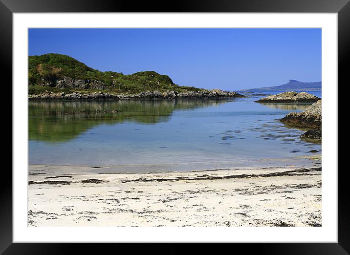 Idyllic beach, landscape, Lochaber, Scotland Framed Mounted Print by Linda More