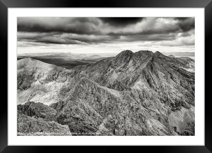 Looking north along the Black Cuillin ridge. Framed Mounted Print by Phill Thornton
