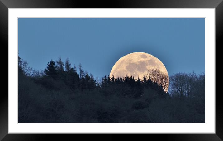 Full Moon rising Framed Mounted Print by Susan Snow