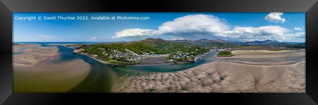 Idilic Borth y Gest Framed Print by David Thurlow