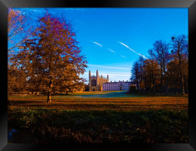 Kings College in Cambridge  Framed Print by Simon Hill