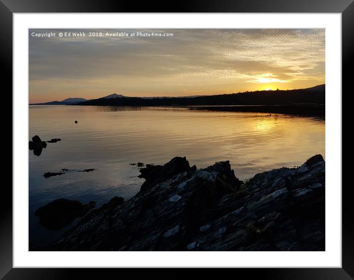 Ballylickey sunset over the atlantic ocean Framed Mounted Print by Ed Webb