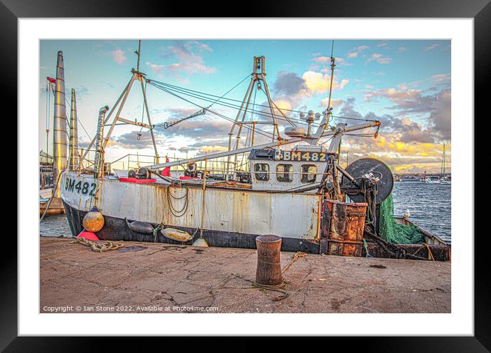 Torquay Fishing boat Framed Mounted Print by Ian Stone