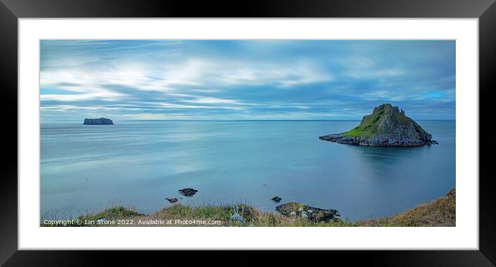 Torquay’s Thatcher and Orestone Rocks Framed Mounted Print by Ian Stone