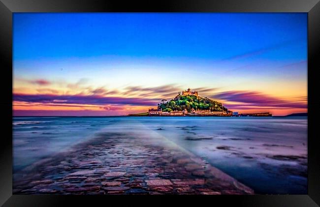Stunning Sunset at St.Michaels Mount. Framed Print by Ian Stone