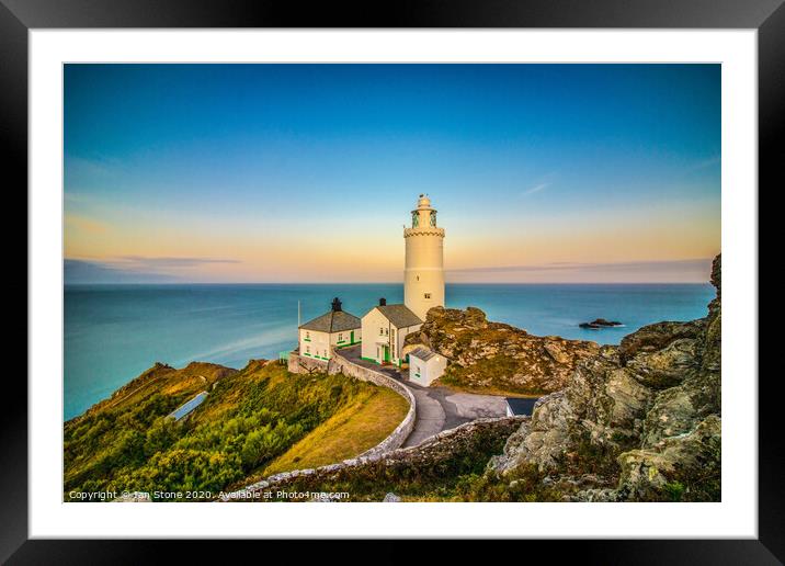 Start point lighthouse, Devon. Framed Mounted Print by Ian Stone