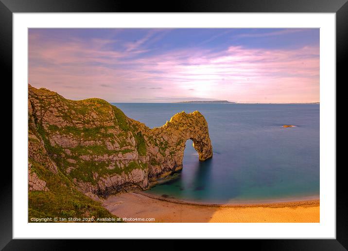 Durdle Door / Dor Framed Mounted Print by Ian Stone