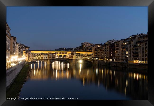 ponte vecchio bridge at sunset in Florence, Italy Framed Print by Sergio Delle Vedove