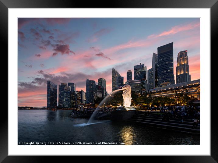 Merlion fountain at sunset in Singapore Framed Mounted Print by Sergio Delle Vedove