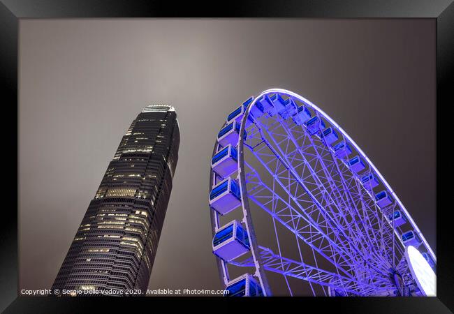 Ferris wheel in Hong Kong Framed Print by Sergio Delle Vedove