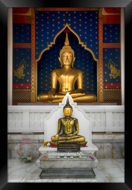 Wat Saket temple Bangkok Framed Print by Sergio Delle Vedove