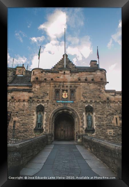 Edinburgh Castle Frontal Gate Framed Print by Eduardo Vieira