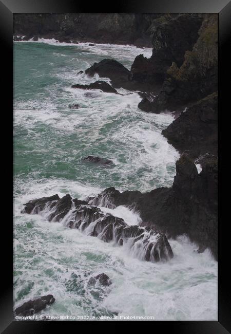 Soapy Cove cliffs - Cornwall Lizard coast. Framed Print by Steve Bishop