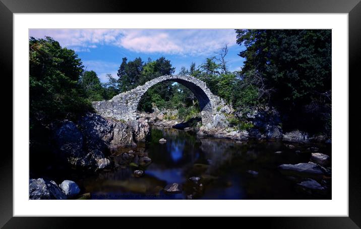 Old Packhorse Bridge Framed Mounted Print by Tom McPherson