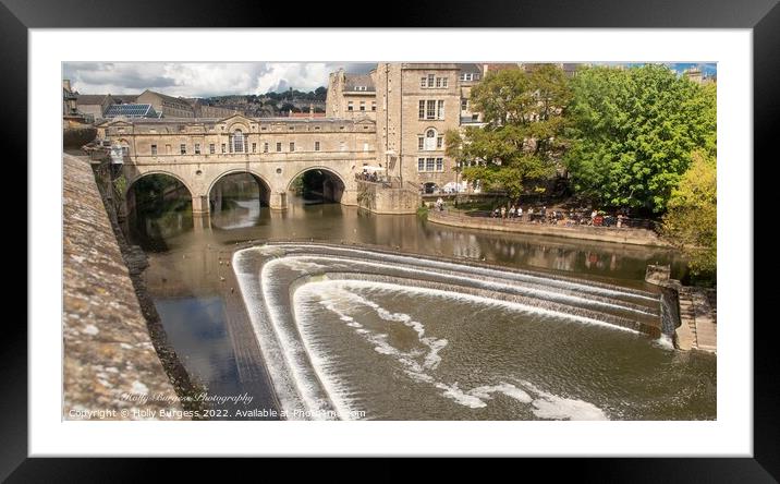'Iconic Pulteney Bridge: Bath's Architectural Marv Framed Mounted Print by Holly Burgess