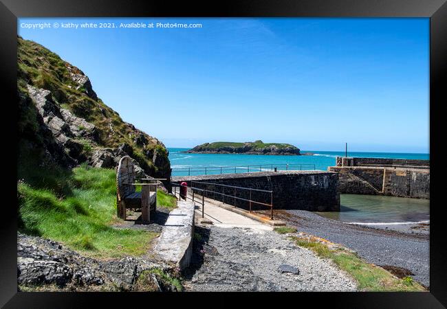 Mullion Cove, Cornwall,seat with a view Framed Print by kathy white