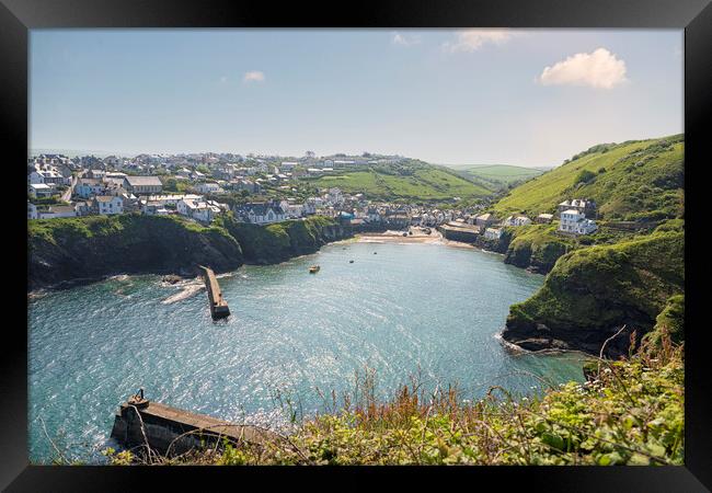 Port Isaac Harbour Framed Print by kathy white