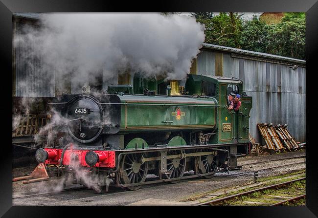 Steam train, Framed Print by kathy white