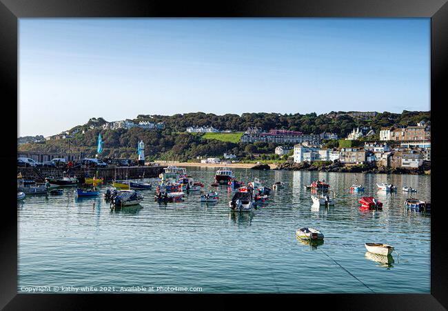 St. Ives, Cornwall uk,boat in the harbour Framed Print by kathy white