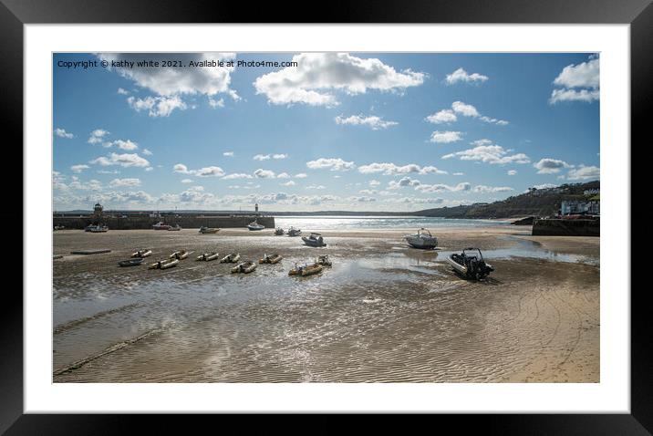  st ives harbour lighthouse, Framed Mounted Print by kathy white