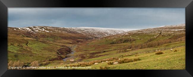 Wintry Hudes Hope Panorama (1) Framed Print by Richard Laidler