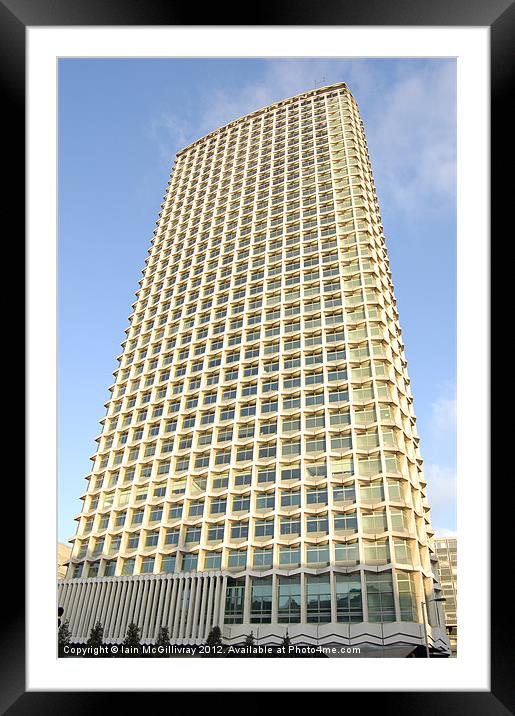 Centre Point Framed Mounted Print by Iain McGillivray