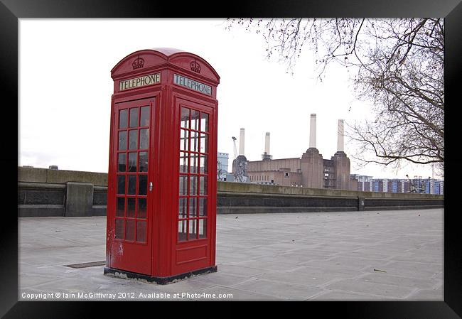 Red Telpehone Box Framed Print by Iain McGillivray