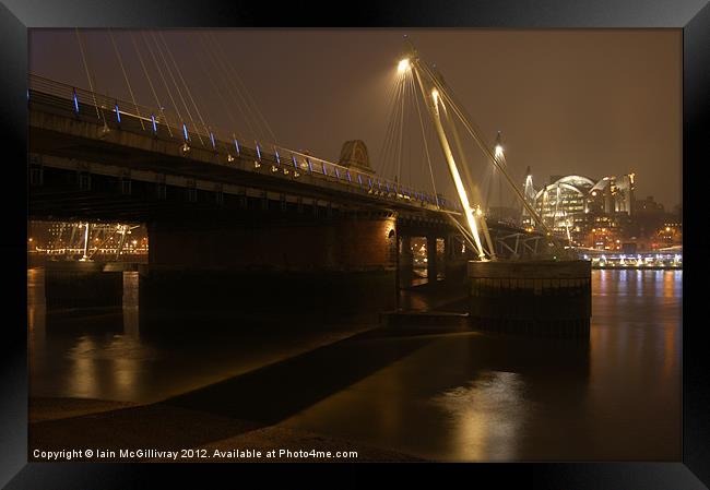 Golden Jubilee Bridge at Night Framed Print by Iain McGillivray