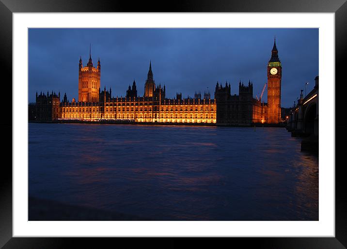 Houses of Parliament  01 Framed Mounted Print by Iain McGillivray