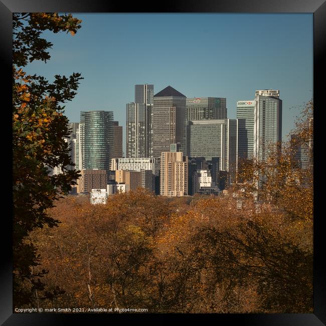 canary wharf from greenwich park Framed Print by mark Smith