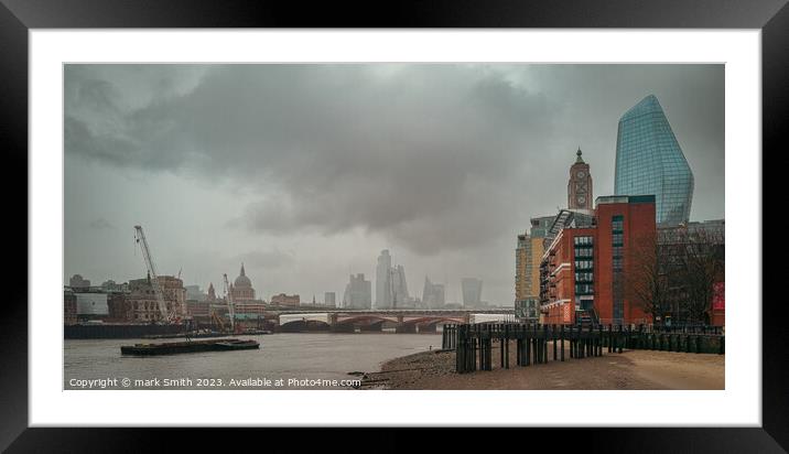 rainy day in London  Framed Mounted Print by mark Smith