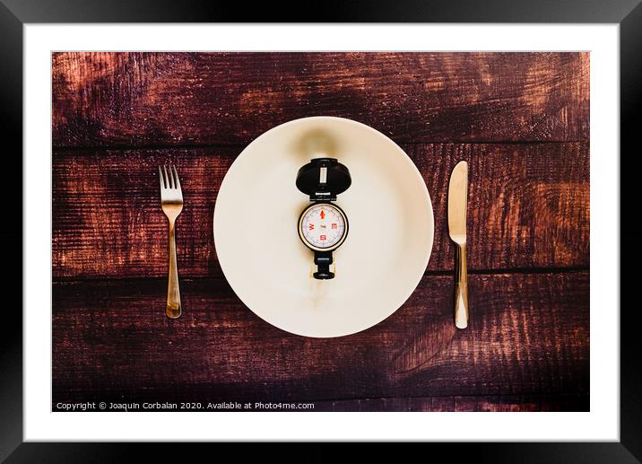 Intermittent fasting diet to lose weight illustrated with an empty plate. Framed Mounted Print by Joaquin Corbalan