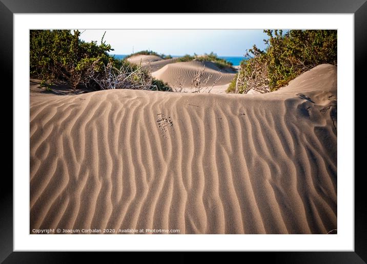 Dunas del desierto con ondasDesert dunes with waves Framed Mounted Print by Joaquin Corbalan