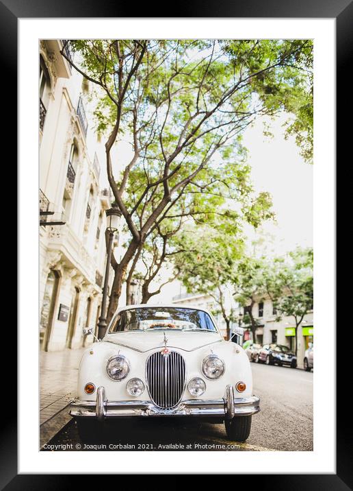 Valencia, Spain - January 22, 2021: A 3/4 liter Jaguar luxury vintage car. Framed Mounted Print by Joaquin Corbalan