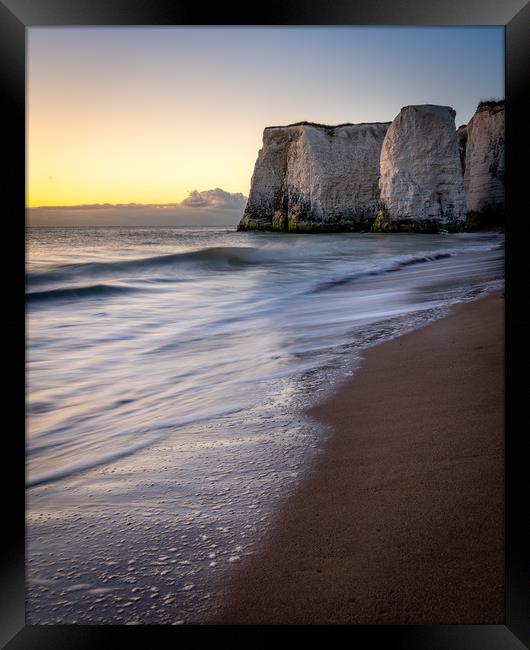 Botany Bay beach pre sunrise glow Framed Print by Lubos Fecenko