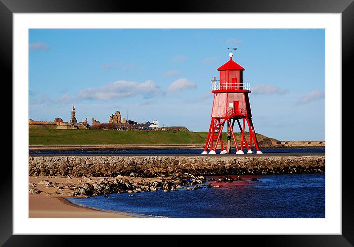 Groyne Lighthouse at South Shields Framed Mounted Print by Simon Marshall