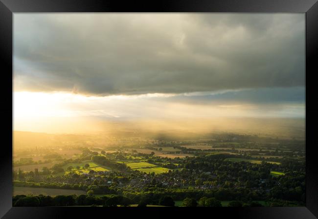 Sunset over the Herefordshire countryside Framed Print by David Wall