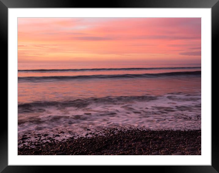 A kalediscope of sunset colours Framed Mounted Print by Tony Twyman